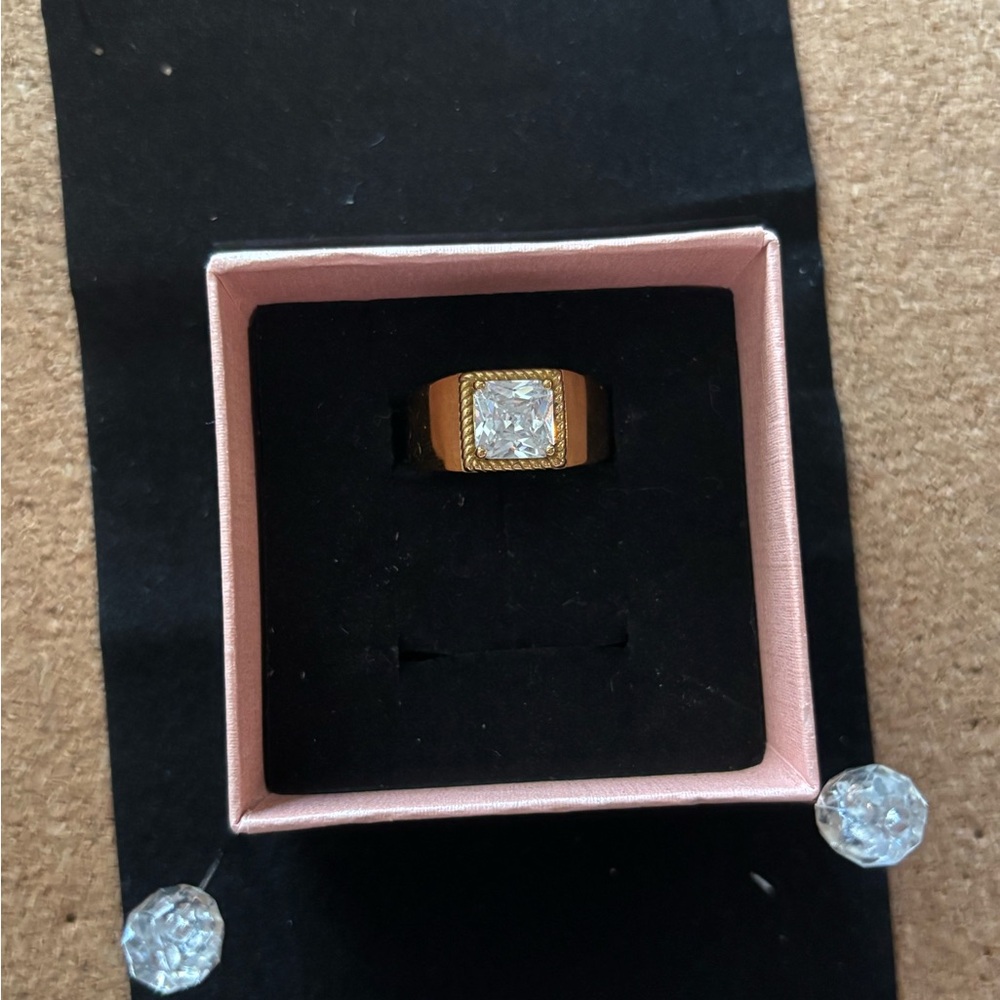 Gold Diamond Ring Size 6-7